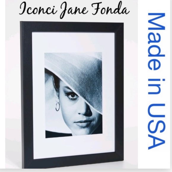 Accessories - Iconic Jane Fonda